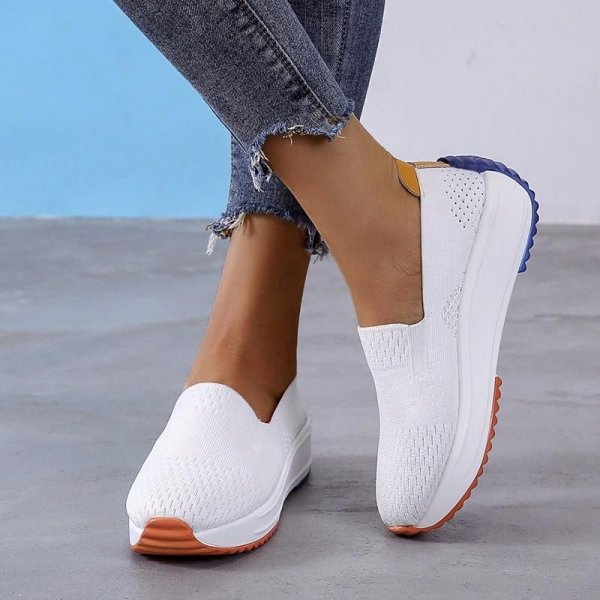 Women's Breathable & Lightweight Platform Loafers: Fly in Style with Casual Sneakers!