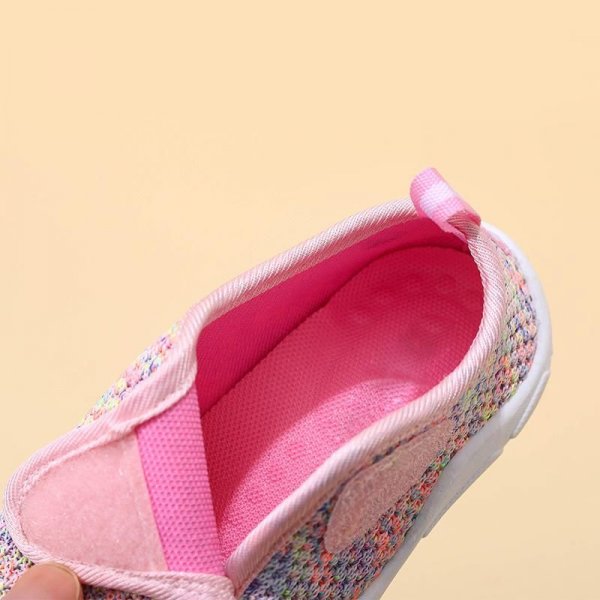 Girls Walking Shoes Lightweight Breathable Knit 2023 New Casual Sneakers For Toddlers Spring And Summer